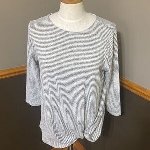 Matty M gray & white striped 3/4 sleeve twist knot top size medium